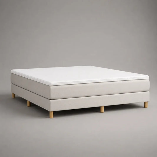 Letto matrimoniale imbottito in tessuto beige chiaro con struttura rialzata e gambe in legno 160 x 200 cm